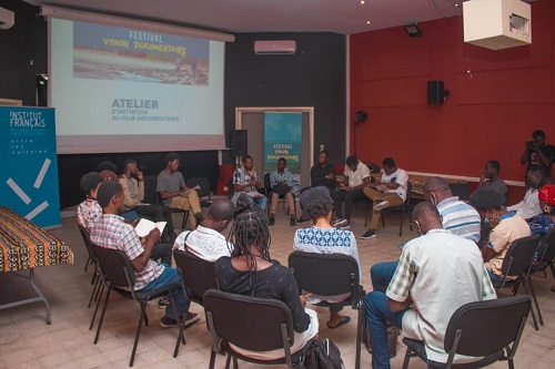 Une soirée du festival Vision Documentaire à la Halle de la Gombe (Adiac)