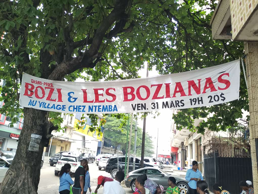 Grand-père Bozi et les Bozianas en concert au Village chez Ntemba (Adiac)