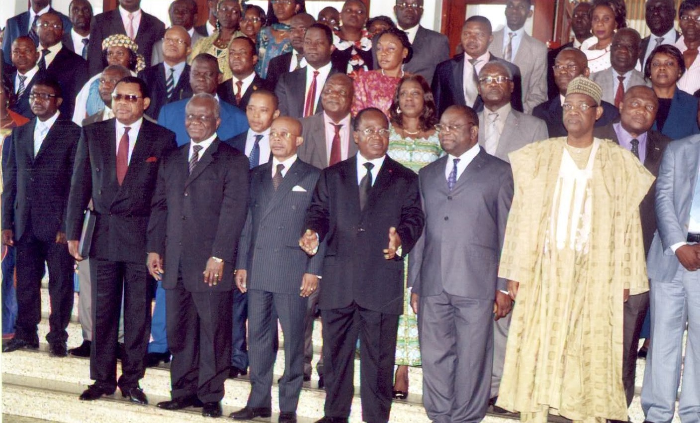 Les participants après la réunion de la première session de la commission mixte multisectorielle sur les questions de transport et du commerce entre le Congo et le Cameroun.