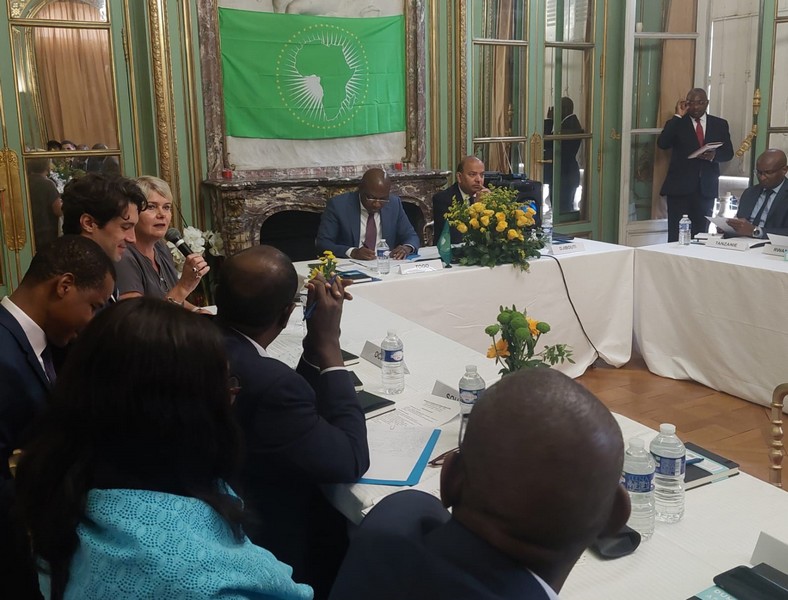 Vue partielle de la réunion des ambassadeurs du groupe africain du mardi 13 septembre 2022 à l'ambassade du Congo en France