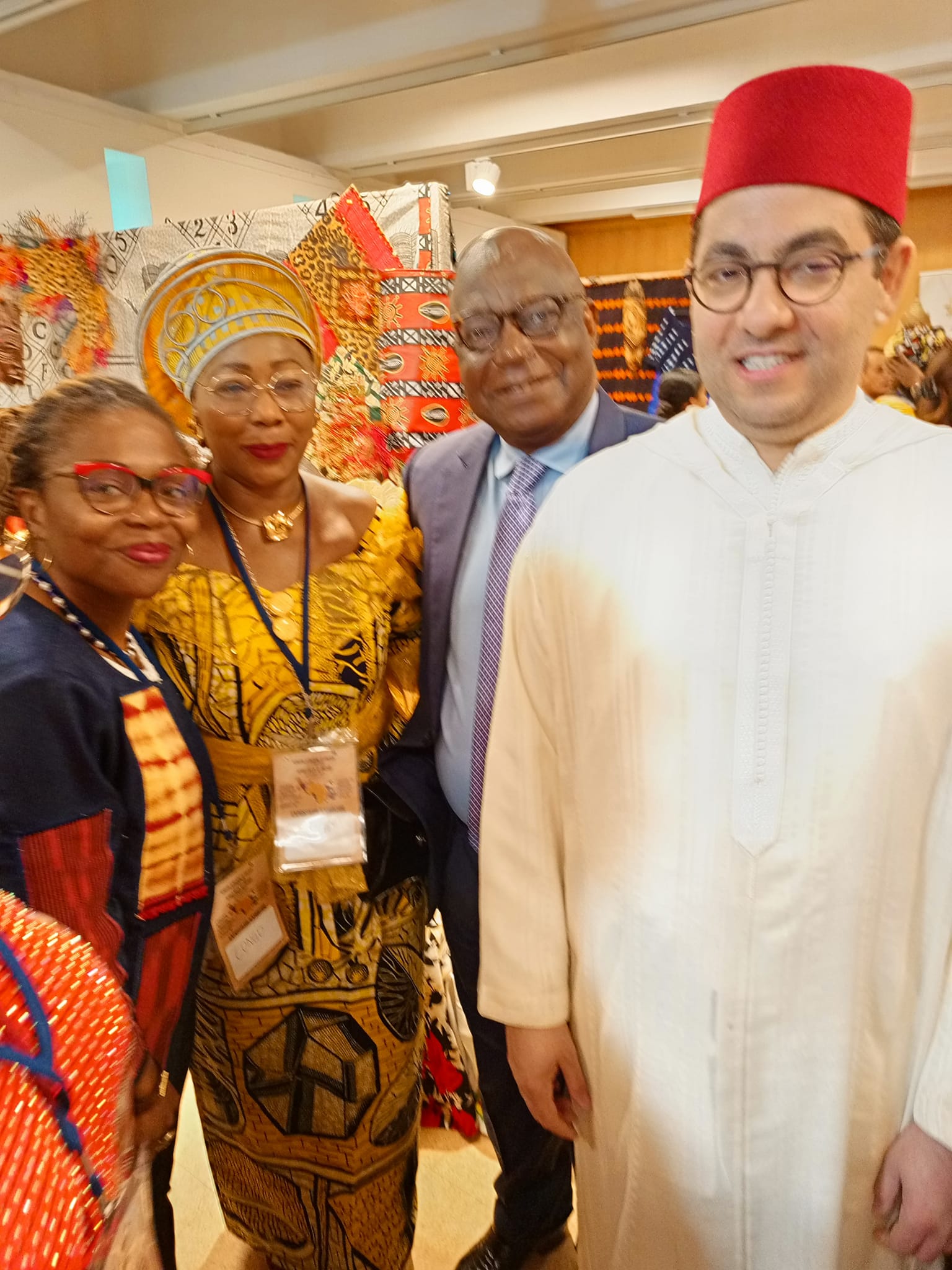 Semaine africaine de l'Unesco 2024 -visite du stand du Congo par les diplomates onusiens