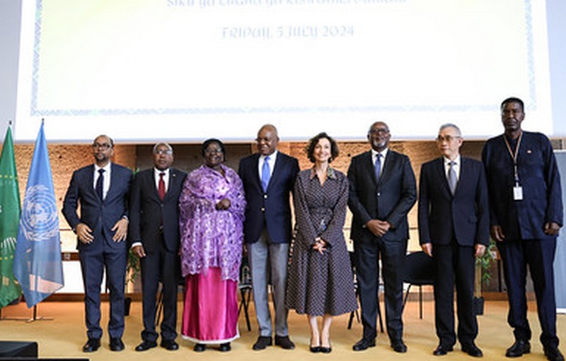 Unesco photo de groupe lors de la célébration de la 3e  Journée de la langue Kiswhili, Paris 5 juillet 2024