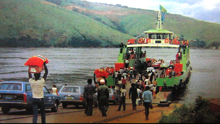 Traversée fluviale vers Boma